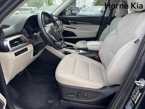 Used 2020 Kia Telluride EX w/ EX Premium Package FWD image 10