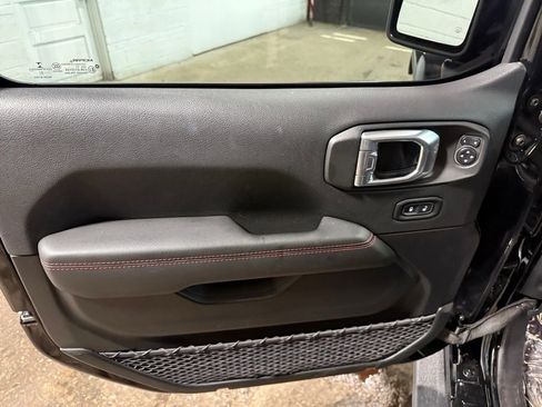 Used 2021 Jeep Wrangler Unlimited Rubicon AWD/4WD image 20
