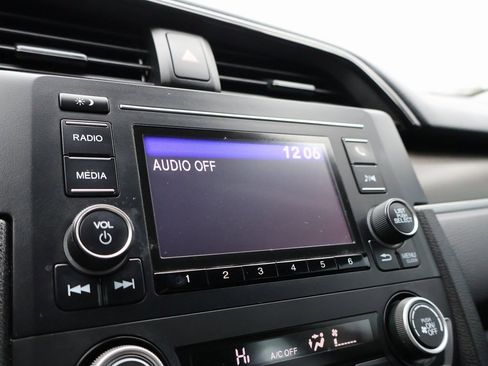 Used 2020 Honda Civic LX image 32