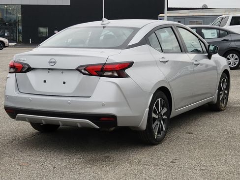 Used 2025 Nissan Versa SV w/ Trunk Package FWD image 3
