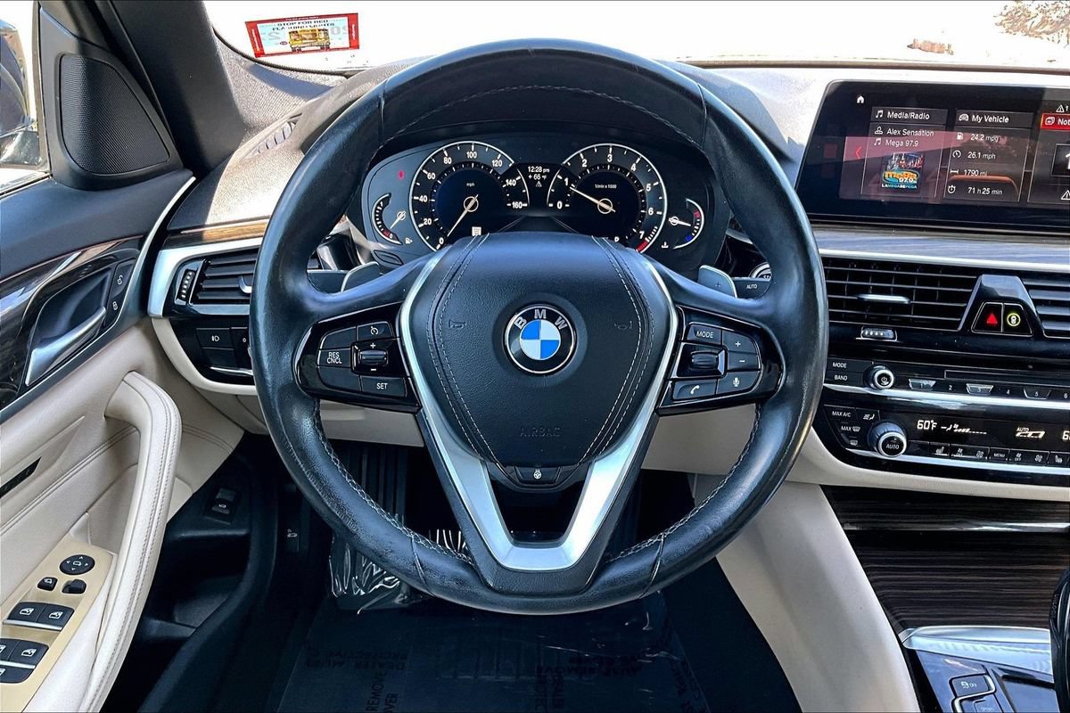 Used 2018 BMW 530i xDrive AWD/4WD image 21