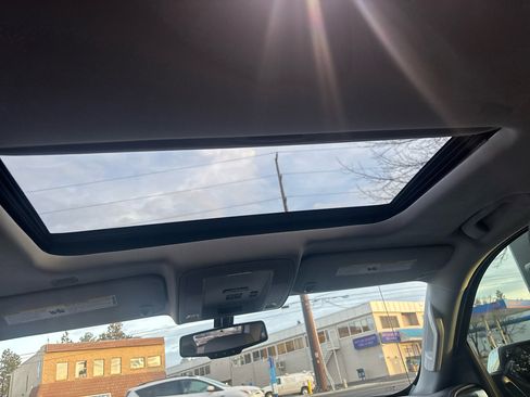 Used 2016 Chevrolet Silverado 1500 LTZ Z71 w/ LTZ Plus Package image 12