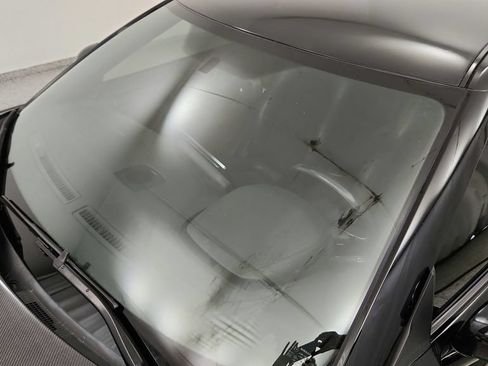 Used 2018 Nissan GT-R Premium AWD/4WD image 19