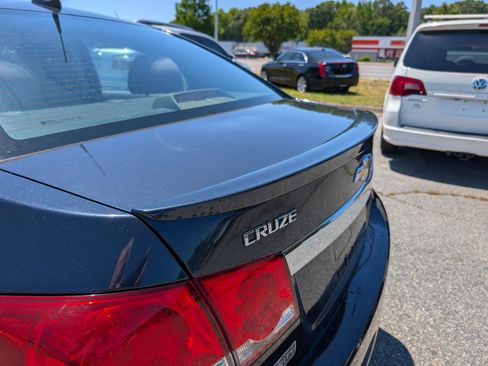Used 2013 Chevrolet Cruze LT w/ Spring Special Edition FWD image 5