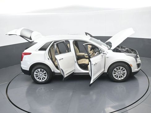 Used 2019 Cadillac XT5 FWD image 71