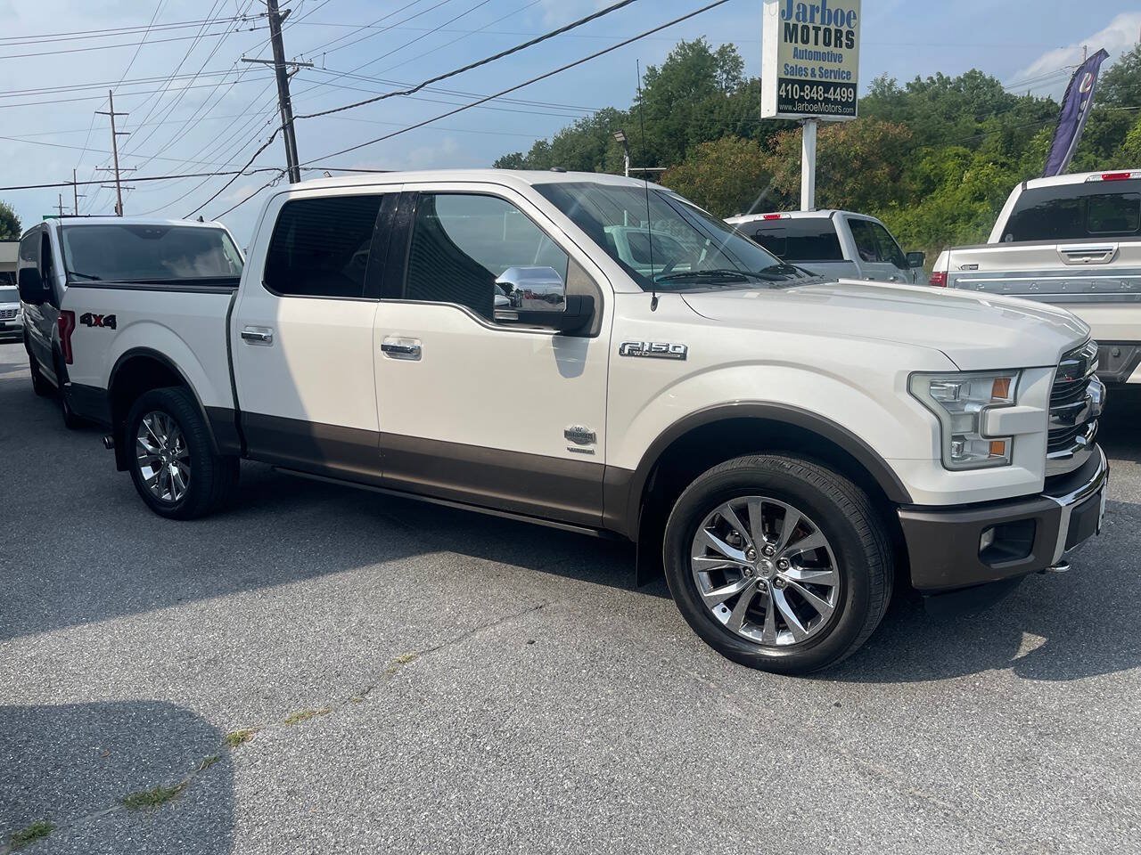 Used 2016 Ford F150 King Ranch w/ Equipment Group 601A Luxury AWD/4WD image 10