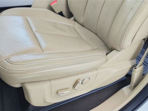 Used 2018 Ford F150 Lariat w/ Equipment Group 502A Luxury image 28