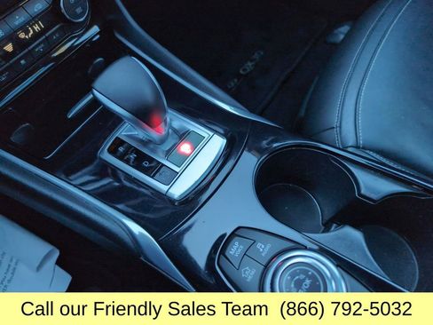 Used 2017 INFINITI QX30 Premium w/ Navigation Package image 24