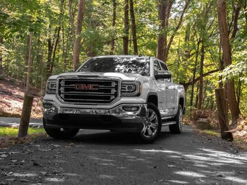 Used 2018 GMC Sierra 1500 SLT AWD/4WD image 5