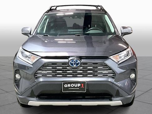Used 2019 Toyota RAV4 Limited w/ Limited Grade Weather Package image 4
