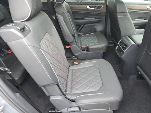 New 2026 Volkswagen Atlas SEL Premium R-Line AWD/4WD image 19