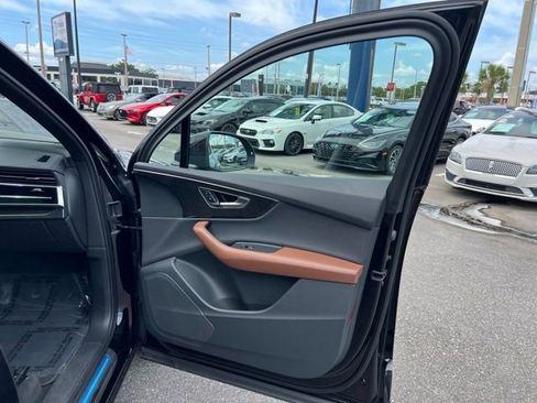 Used 2021 Audi Q7 3.0T Premium w/ Convenience Package image 48