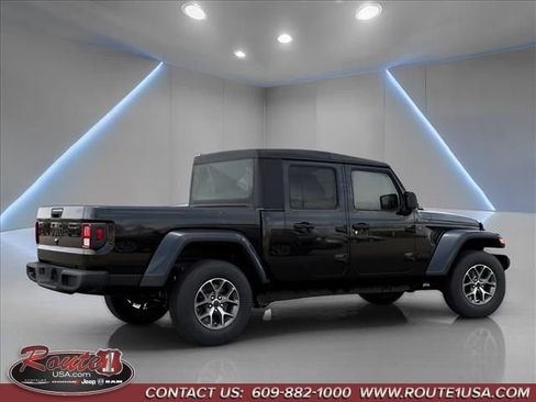 New 2026 Jeep Gladiator Sport image 5