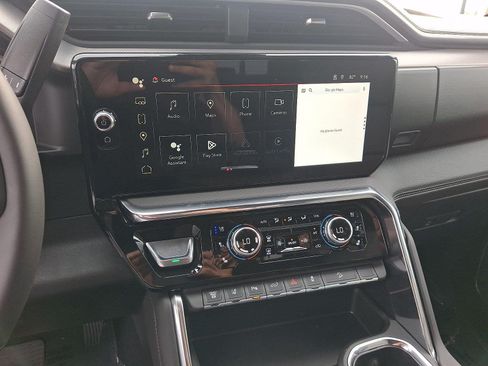 New 2026 GMC Sierra 2500 Denali AWD/4WD image 8