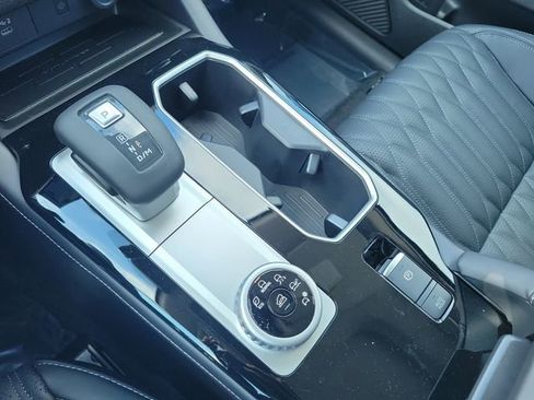 New 2026 Mitsubishi Outlander SEL FWD image 34