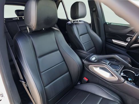 Used 2021 Mercedes-Benz GLE 350 4MATIC w/ AMG Line Exterior image 30