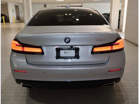 Used 2021 BMW 530i w/ Executive Package RWD image 6