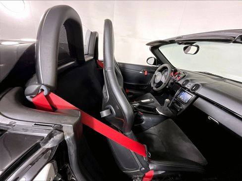 Used 2012 Porsche Boxster Spyder RWD image 19