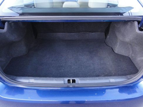 Used 2017 Subaru Impreza 2.0i Premium image 28