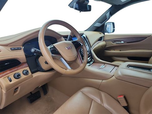 Used 2017 Cadillac Escalade ESV Platinum image 10