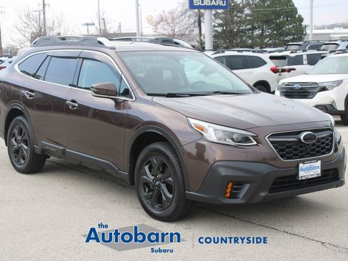 Used 2021 Subaru Outback Touring XT AWD/4WD image 3