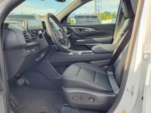 New 2026 Chevrolet Traverse LT w/ Driver Confidence Package image 8