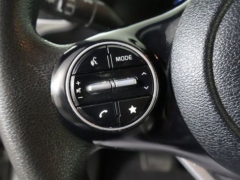 Used 2023 Kia Soul LX w/ Option Group 015 FWD image 35