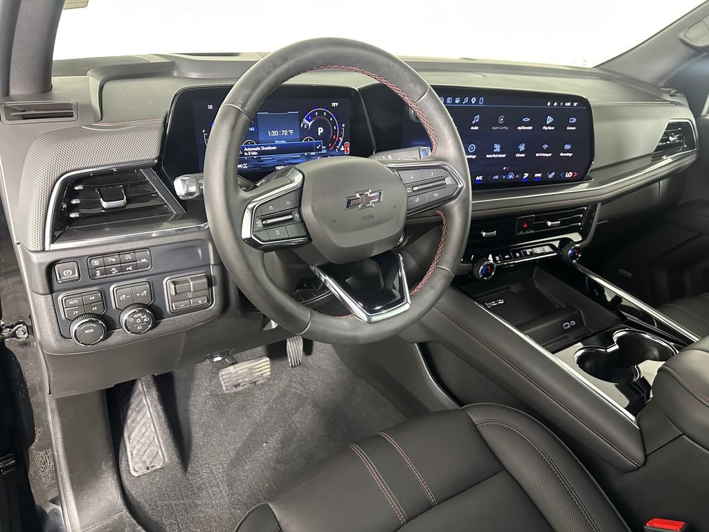 Used 2026 Chevrolet Suburban RST w/ Comfort Package AWD/4WD image 11