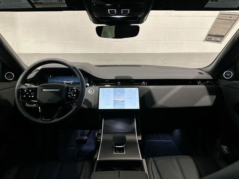 New 2026 Land Rover Range Rover Evoque S image 8