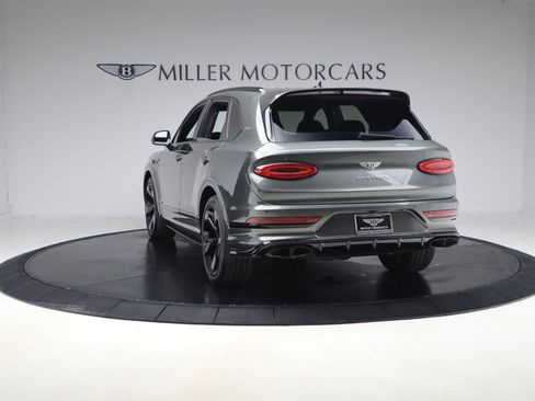 Used 2022 Bentley Bentayga image 5