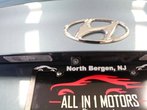 Used 2015 Hyundai Sonata Limited w/ Option Group 06 FWD image 31
