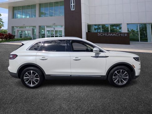 Used 2023 Lincoln Nautilus Reserve image 8