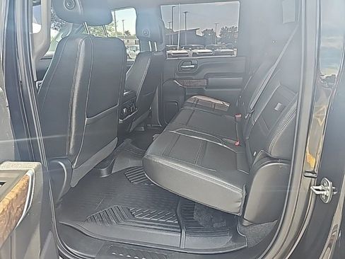 Used 2020 GMC Sierra 3500 Denali w/ Denali Ultimate Package image 28
