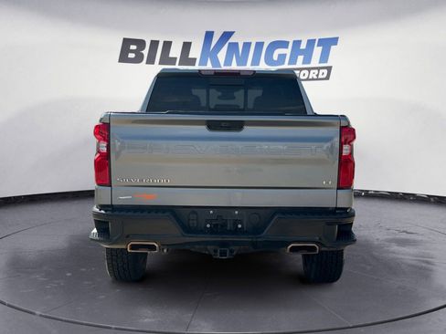 Used 2025 Chevrolet Silverado 1500 LT Trail Boss w/ Convenience Package II AWD/4WD image 4