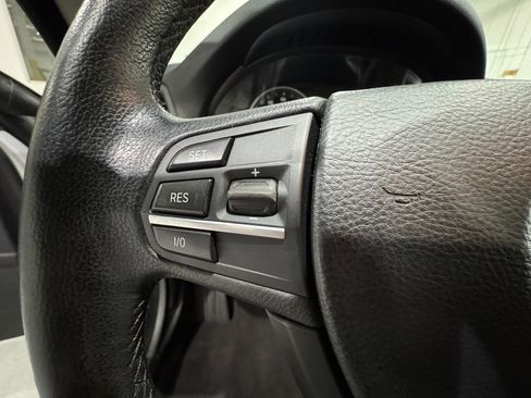 Used 2011 BMW 535i xDrive Sedan image 13