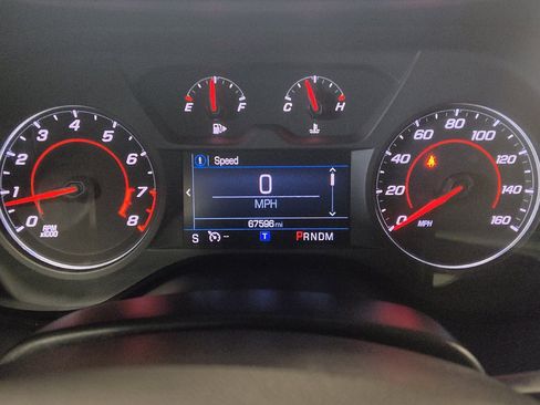 Used 2020 Chevrolet Camaro LT RWD image 23