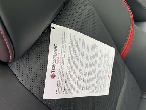 New 2026 Toyota Prius Plug-In Hybrid FWD image 38