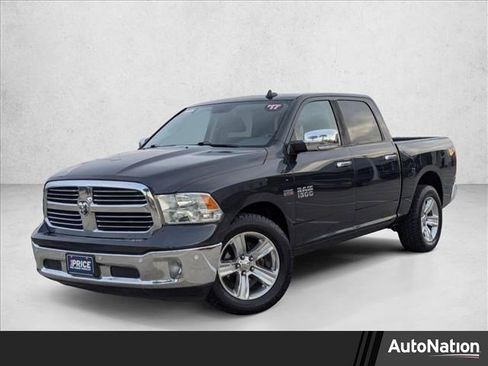 Used 2017 RAM 1500 Lone Star image 1