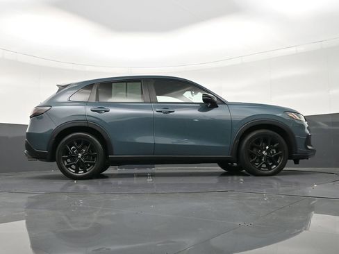 Used 2024 Honda HR-V Sport image 29