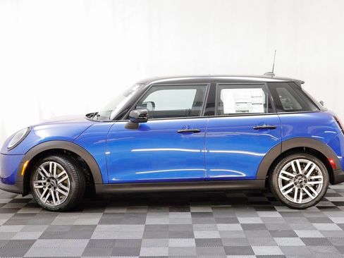 New 2026 MINI Cooper 4-Door Hardtop image 4