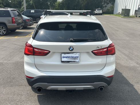 Used 2017 BMW X1 xDrive28i AWD/4WD image 9