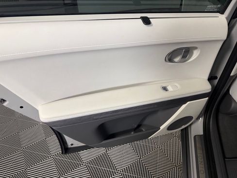 Used 2024 Hyundai Ioniq 5 Limited AWD/4WD image 28