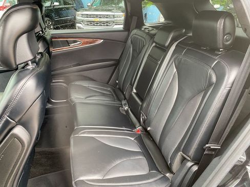 Used 2018 Lincoln MKX Select w/ Select Plus Package image 29