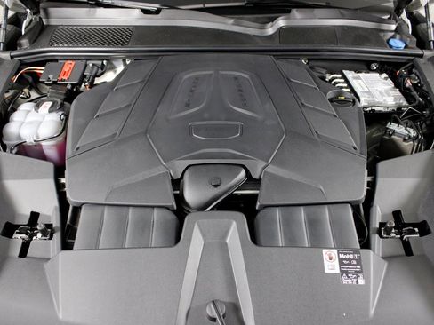 New 2026 Porsche Cayenne Coupe image 42