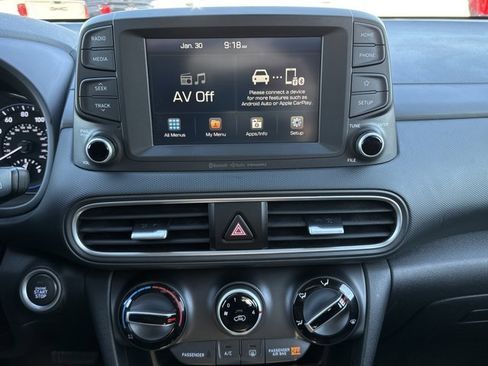 Used 2021 Hyundai Kona SEL image 16