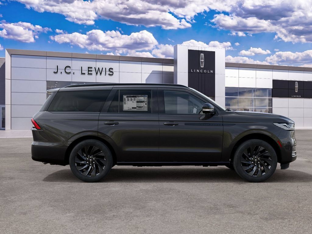 New 2027 Lincoln Navigator Reserve w/ Jet Appearance Package AWD/4WD image 8