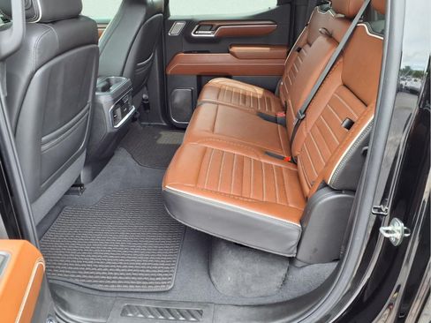 Used 2024 GMC Sierra 1500 Denali Ultimate AWD/4WD image 19