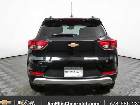 Certified 2025 Chevrolet TrailBlazer LT AWD/4WD image 22