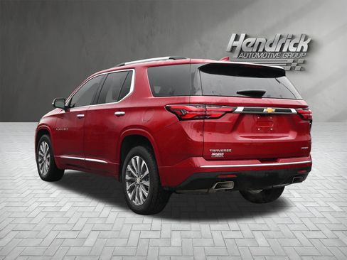 Used 2023 Chevrolet Traverse Premier FWD image 10