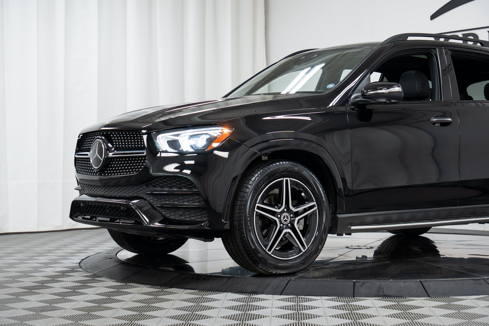 Used 2023 Mercedes-Benz GLE 350 4MATIC image 25